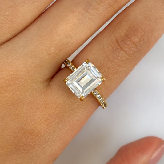 ANILLO CRISTAL CLEAR CUADRADO