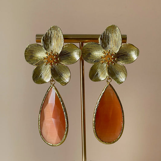 ARETES FLOWER -CORAL